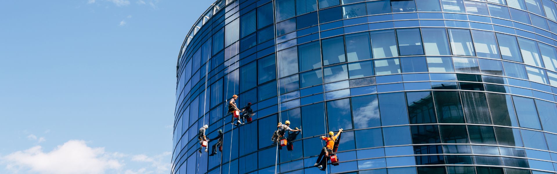 Window Cleaning Cost in Toronto | Price Estimate For Professional Window Cleaning Services