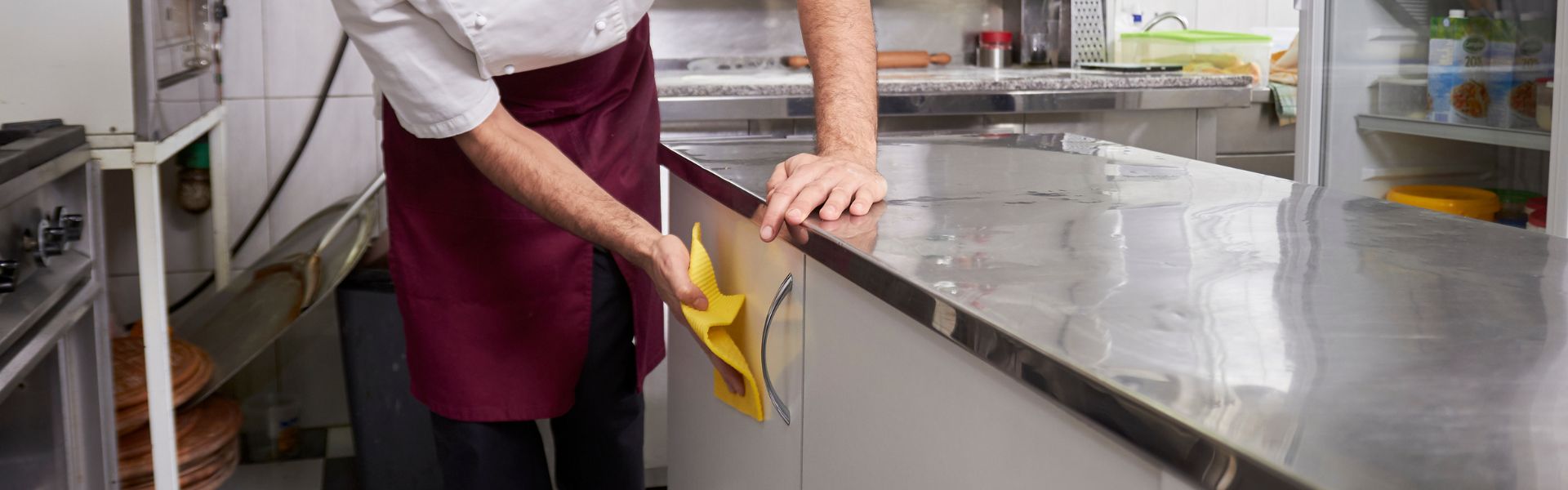 Restaurant Cleaning: The Ultimate Guide And When to Hire a Professional